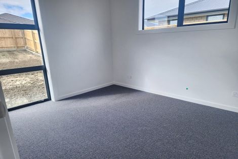 Photo of property in 10 Corsica Court, Fitzherbert, Palmerston North, 4410