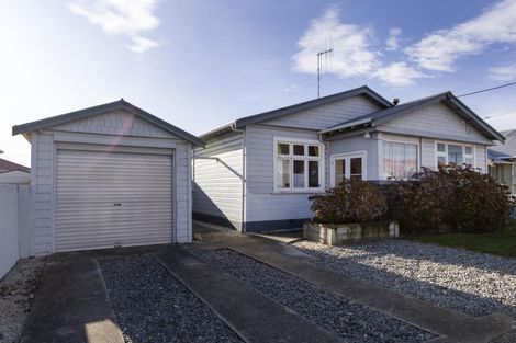 Photo of property in 16 Foyle Street, Oamaru North, Oamaru, 9400