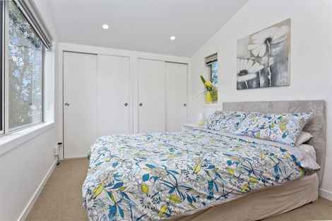 Photo of property in 100 Kowhai Road, Campbells Bay, Auckland, 0630