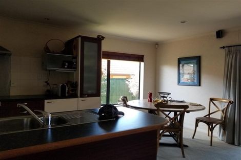 Photo of property in 14 Craigavon Drive, East Tamaki, Auckland, 2013