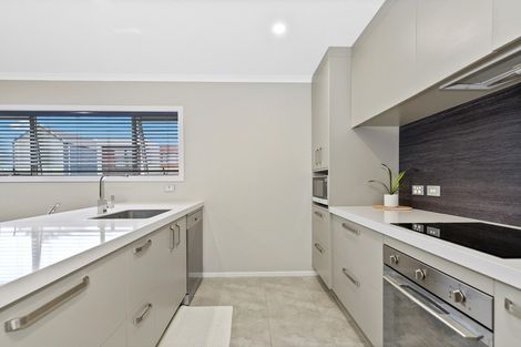 Photo of property in 14 Anna Jean Crescent, Flagstaff, Hamilton, 3210