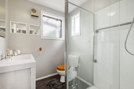 Photo of property in 13b Otanerua Road, Hatfields Beach, Orewa, 0931