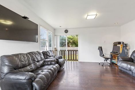 Photo of property in 66 Pinedale Place, Henderson, Auckland, 0610