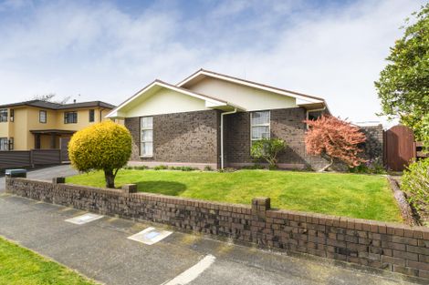 Photo of property in 40 Suzanne Grove, Kelvin Grove, Palmerston North, 4414