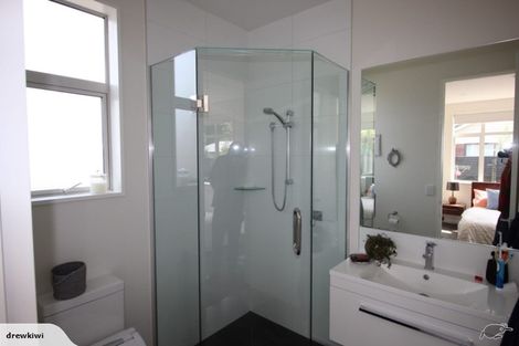 Photo of property in 1/51 Sheldon Street, Woolston, Christchurch, 8023