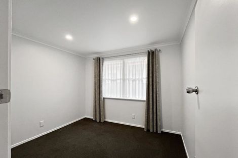 Photo of property in 5 Abraham Crescent, Milson, Palmerston North, 4414
