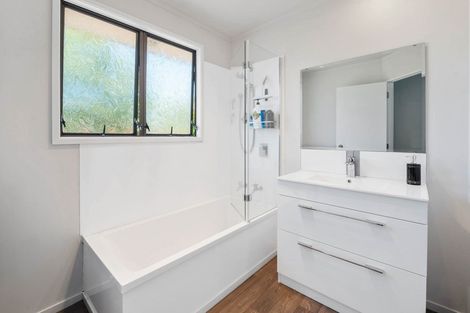 Photo of property in 42 Barnard Road, Fairy Springs, Rotorua, 3015