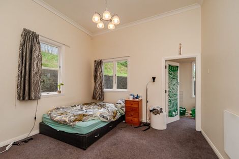 Photo of property in 1/126 The Parade, Island Bay, Wellington, 6023