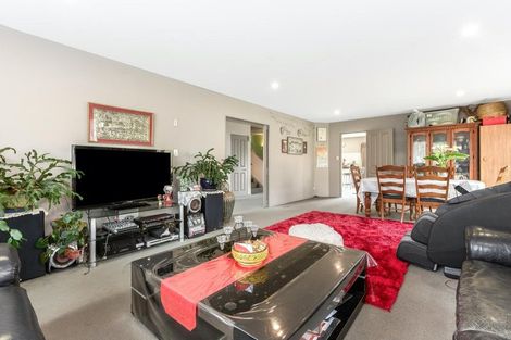 Photo of property in 10 Fiordland Place, Aotea, Porirua, 5024