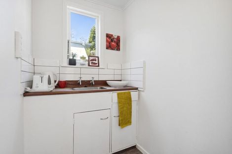 Photo of property in 18 Harper Street, Newtown, Wellington, 6021