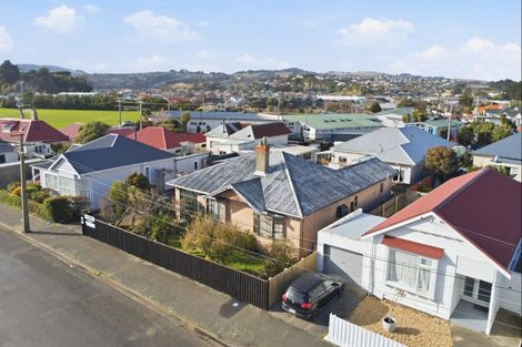 Photo of property in 55 Royal Crescent, Saint Kilda, Dunedin, 9012