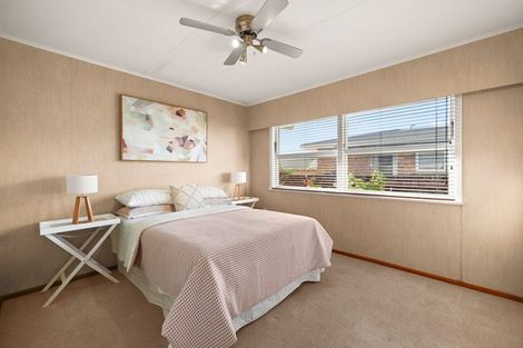 Photo of property in 10 Fiona Place, Dinsdale, Hamilton, 3204