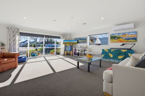 Photo of property in 9 Dalton Drive, Papamoa Beach, Papamoa, 3118