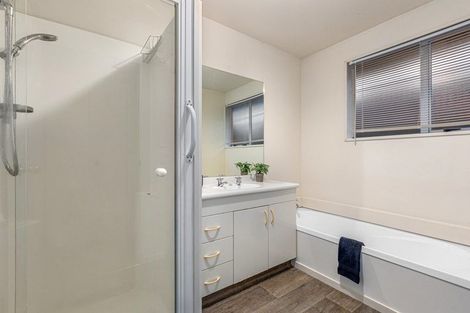 Photo of property in 2/126 Opawa Road, Opawa, Christchurch, 8023