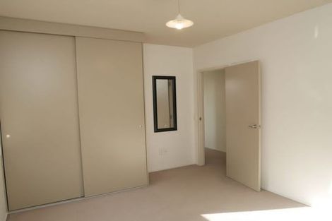 Photo of property in 18/2 Onslow Road, Khandallah, Wellington, 6035