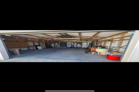 Photo of property in 2/228 East Coast Road, Forrest Hill, Auckland, 0620