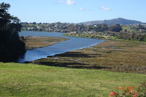 Photo of property in 4b Begonia Way, Greerton, Tauranga, 3112