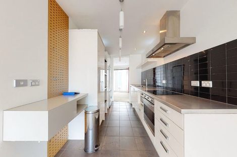 Photo of property in Portal Apartments, 1d/42 Cable Street, Te Aro, Wellington, 6011