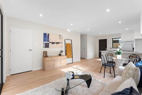 Photo of property in 3/10 Orchid Place, Te Atatu South, Auckland, 0610