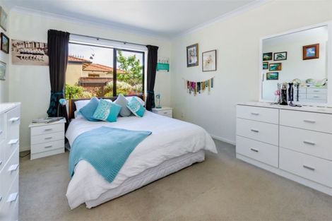 Photo of property in 3 Central Park, Paraparaumu Beach, Paraparaumu, 5032