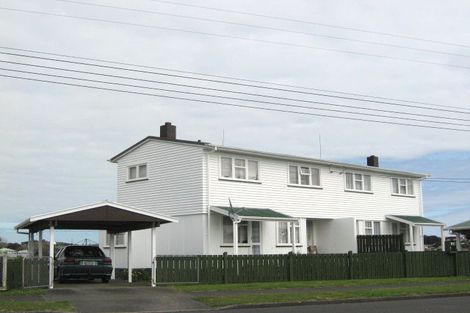 Photo of property in 85-87 Banks Street, Marfell, New Plymouth, 4310