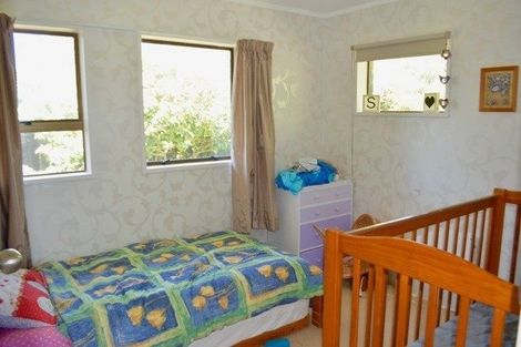 Photo of property in 11a Toi Street, Otaki Beach, Otaki, 5512