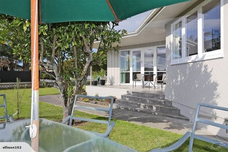 Photo of property in 3 Worcester Street, Taradale, Napier, 4112