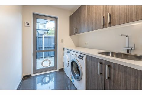 Photo of property in 7 Crown Close, Prebbleton, 7604