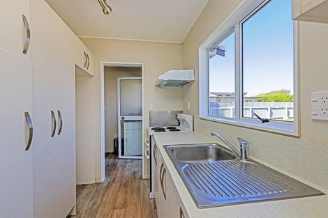 Photo of property in 347 Flaxmere Avenue, Flaxmere, Hastings, 4120