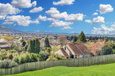 Photo of property in 3a Haratua Place, Springfield, Rotorua, 3015