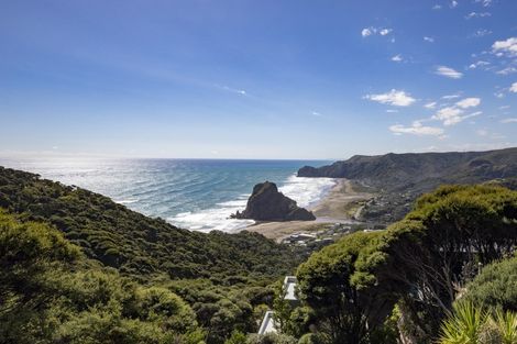 Photo of property in 85 Piha Road, Piha, New Lynn, 0772