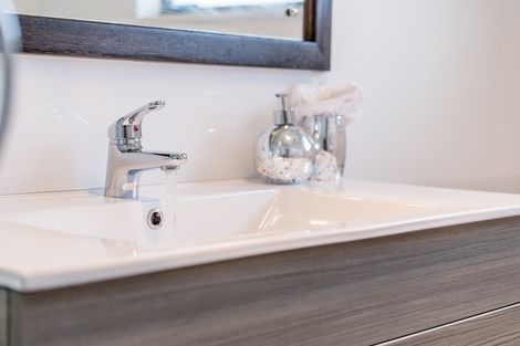 Photo of property in 27 Loughanure Place, Massey, Auckland, 0614