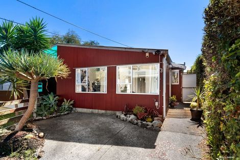 Photo of property in 3/5 Camden Road, Sandringham, Auckland, 1025