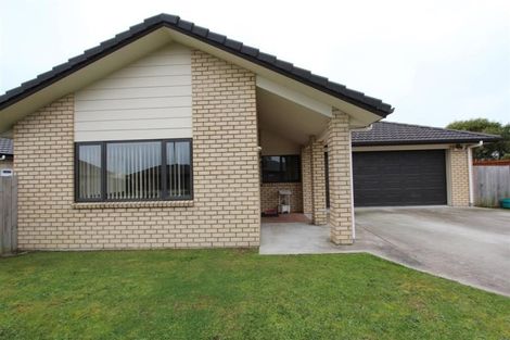 Photo of property in 6 Chadwick Place, Rototuna North, Hamilton, 3210