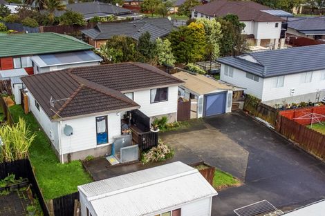 Photo of property in 2/4 Myna Place, Weymouth, Auckland, 2103