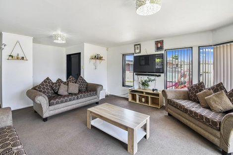 Photo of property in 32b Halsey Road, Manurewa, Auckland, 2102