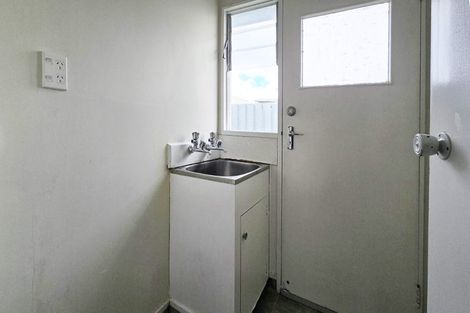 Photo of property in 2/802 Victoria Street, Parkvale, Hastings, 4122