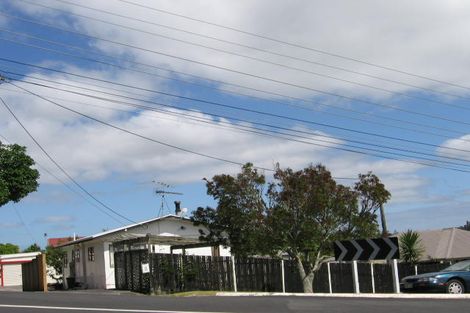 Photo of property in 1/189 Eskdale Road, Birkenhead, Auckland, 0626