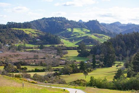 Photo of property in 17 Azimuth Road, Tairua, 3508