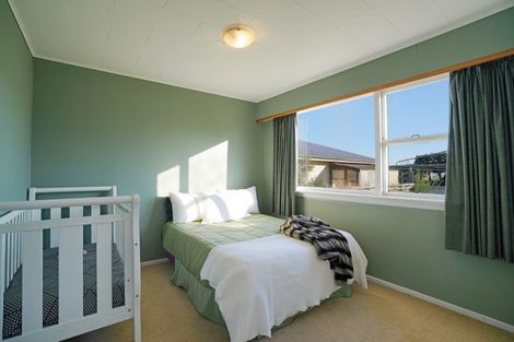 Photo of property in 28 Great North Road, Winton, 9720