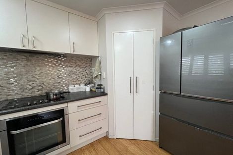 Photo of property in 8 Hansen Place, Takanini, 2112