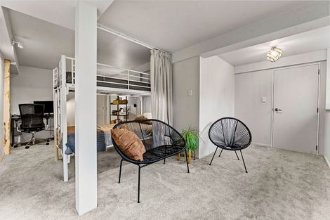 Photo of property in 204 Verbena Road, Birkdale, Auckland, 0626