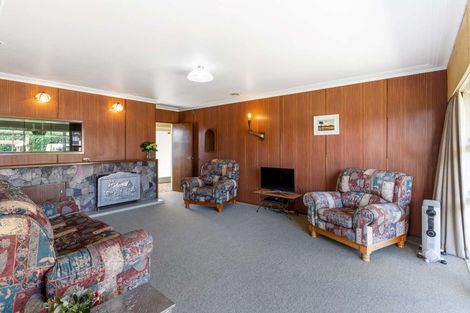 Photo of property in 4 Blossom Lane, Manurewa, Auckland, 2102