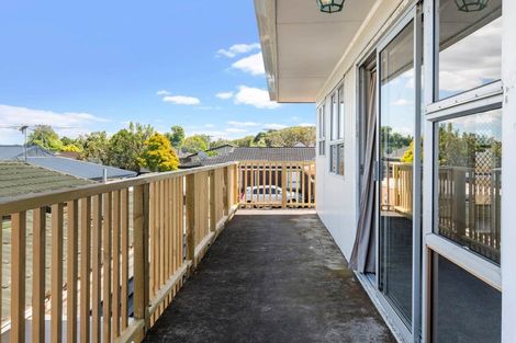 Photo of property in 4/16 King Edward Avenue, Papakura, 2110