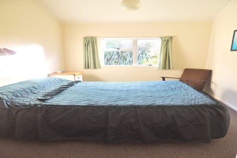 Photo of property in 5 Glen Alton Avenue, Paparangi, Wellington, 6037
