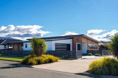 Photo of property in 12 Tana Pukekohatu Avenue, Motueka, 7120