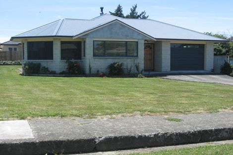Photo of property in 11 Giesen Road, Feilding, 4702