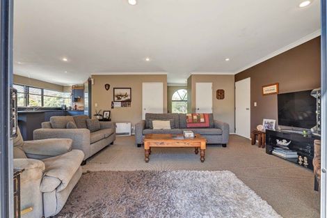 Photo of property in 30 Moulton Street, Moturoa, New Plymouth, 4310