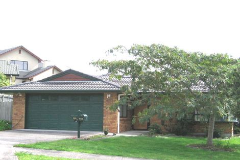 Photo of property in 106 Buscomb Avenue, Henderson, Auckland, 0610