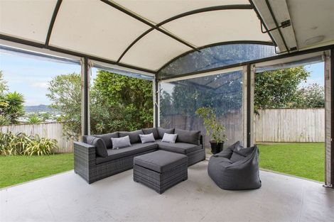 Photo of property in 33 Tree View Avenue, Glenfield, Auckland, 0629